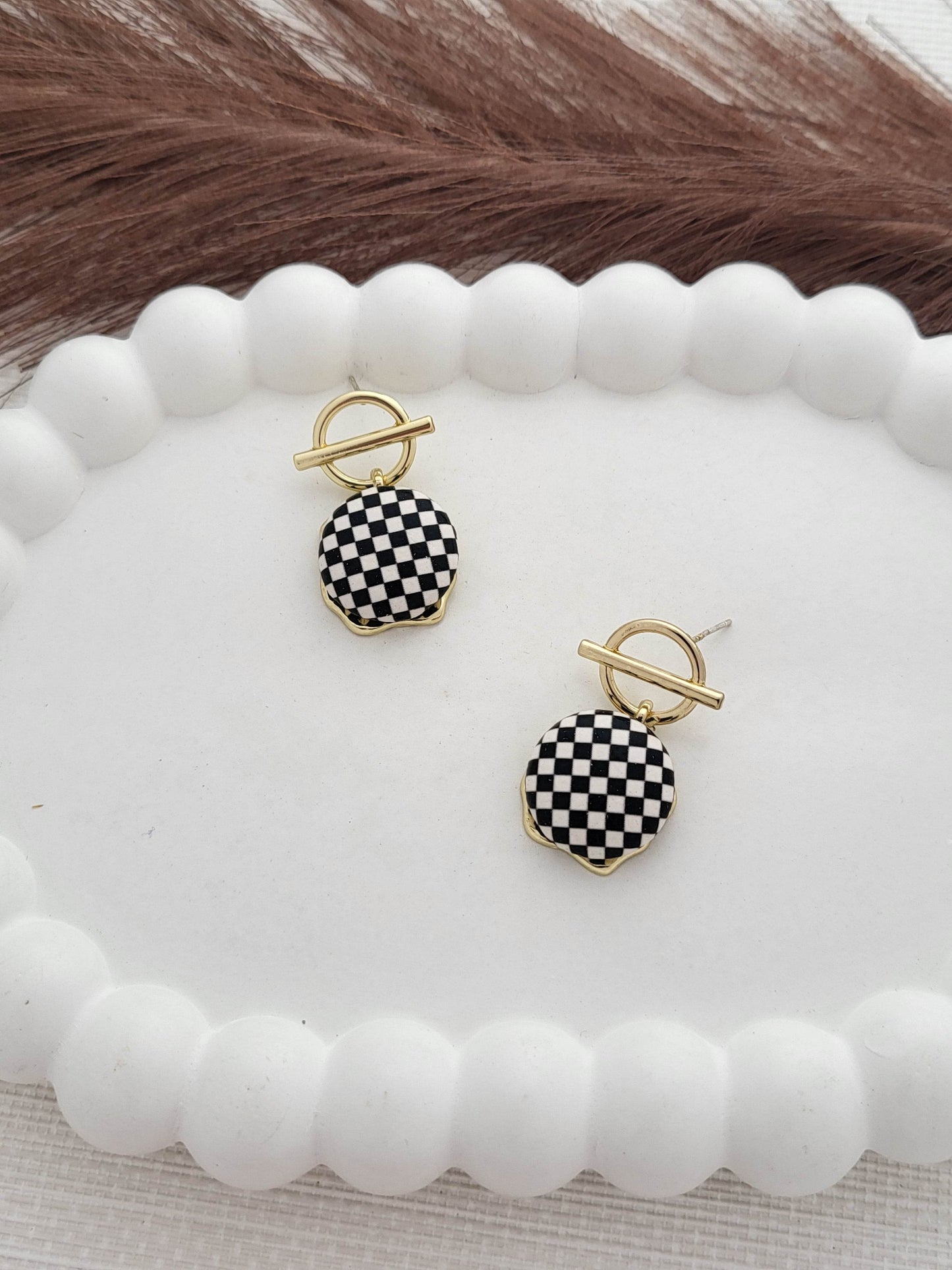 Black & white checkered earring - Mirae