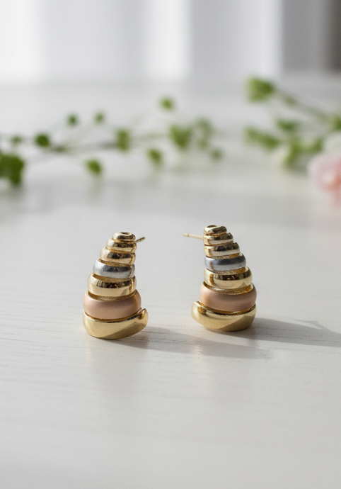 Trio-Tone Ribbed Shell Earrings