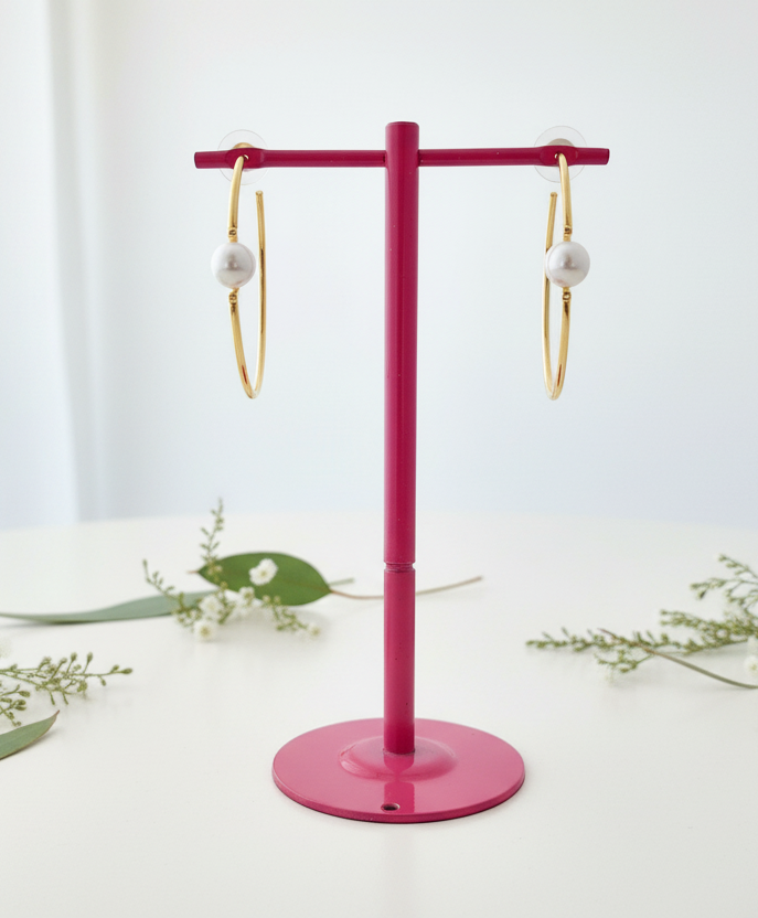 Minimalist Pearl Floating Hoop