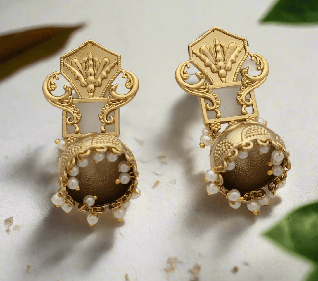 Jhumkha in gold finish - Mirae 