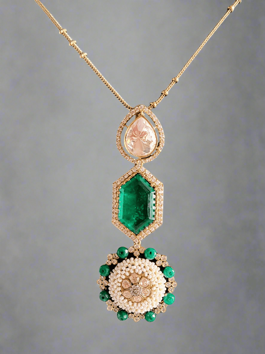 ELEGANT LARIET WITH PEARLS , MOISSANITE & GREEN CRYSTAL - Mirae 