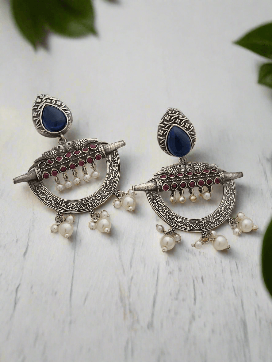Oxidized earrings in traditional motifs - Mirae 