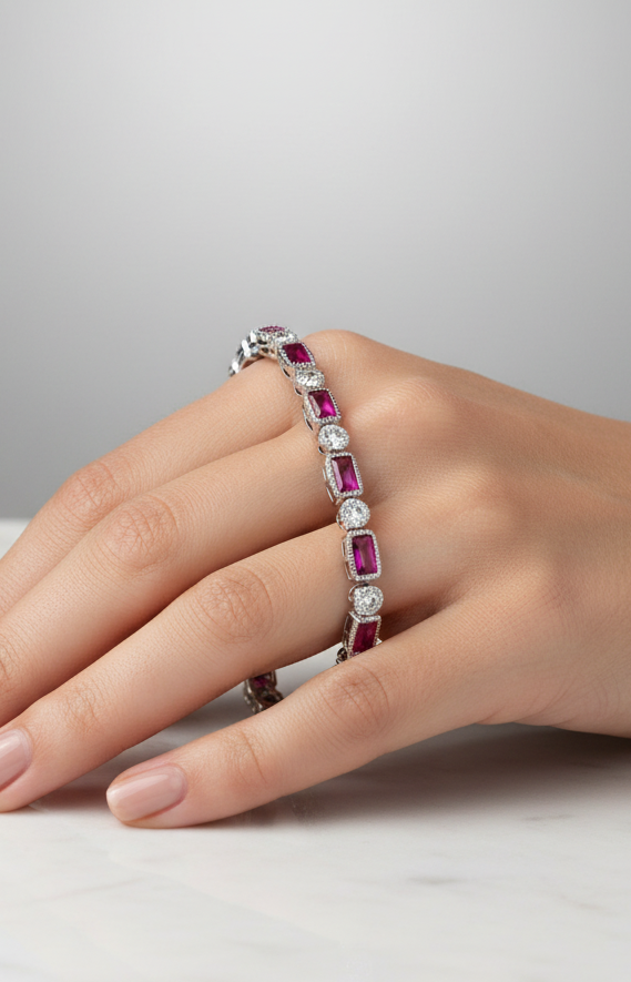 Adorable & Delicate Crystal studded Bracelet