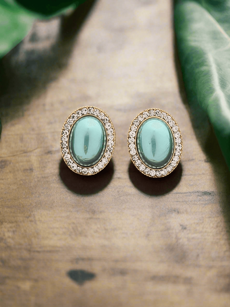 Classic pearl studs with diamonds - Mirae 
