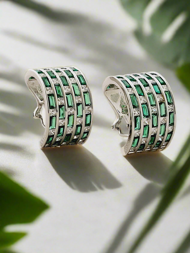 Chic and modern hoop earrings