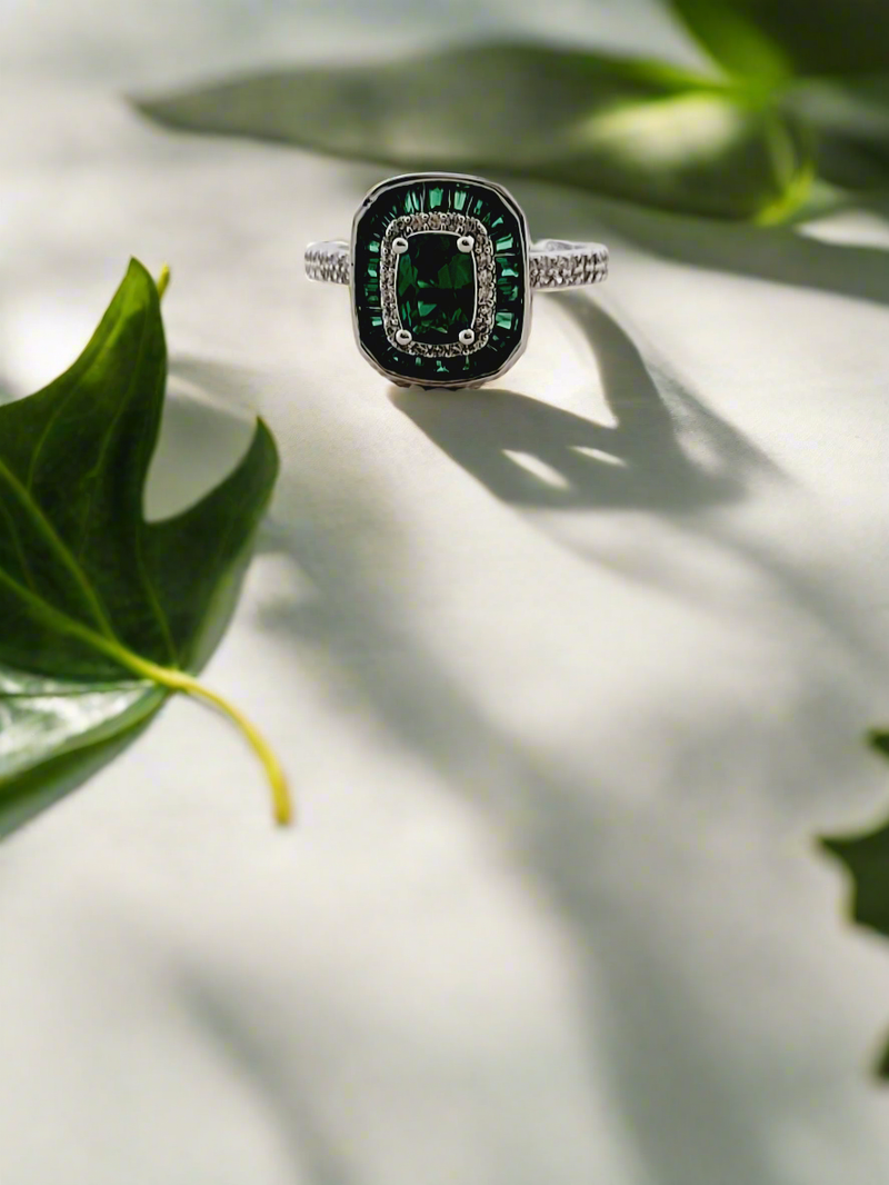 Exquisite Great Gatsby Inspired Ruby Cocktail Ring