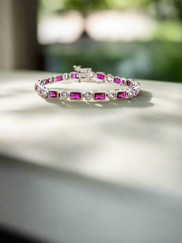 Adorable & Delicate Crystal studded Bracelet