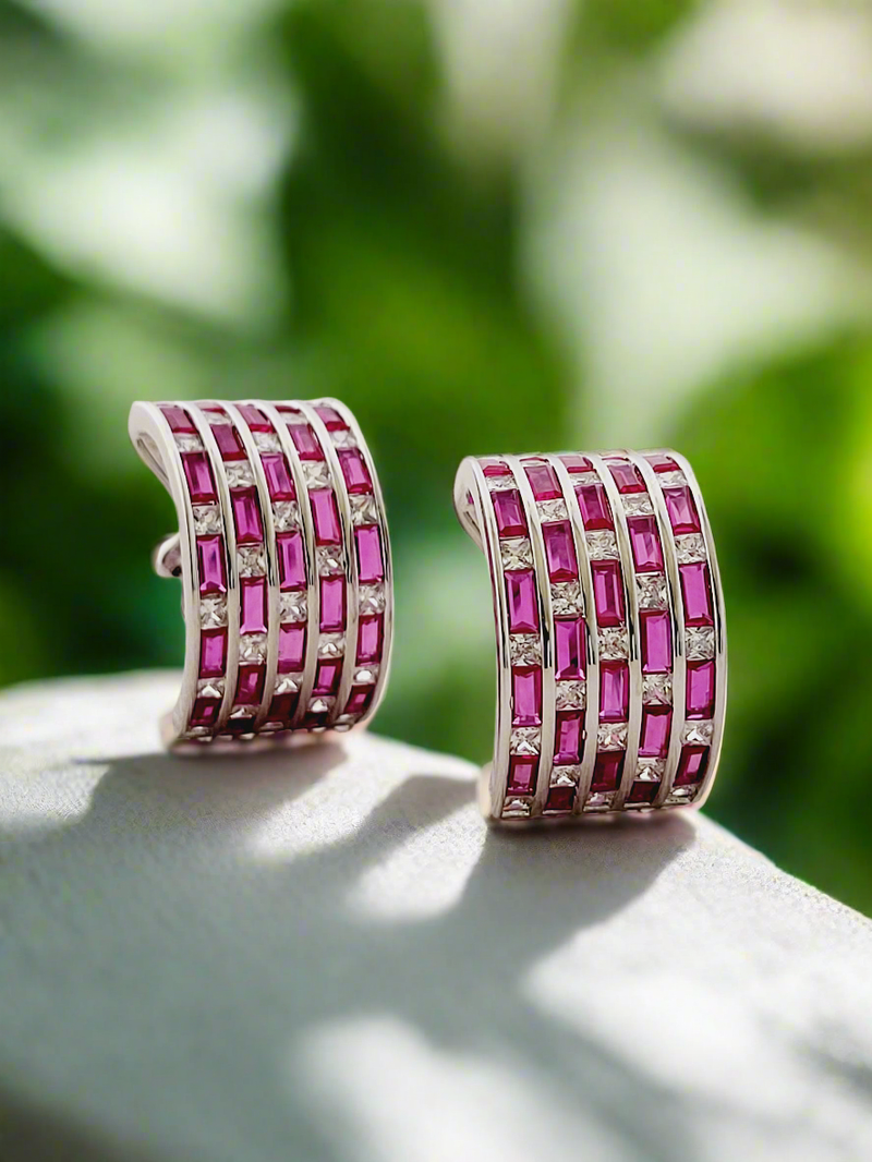 Chic and modern hoop earrings