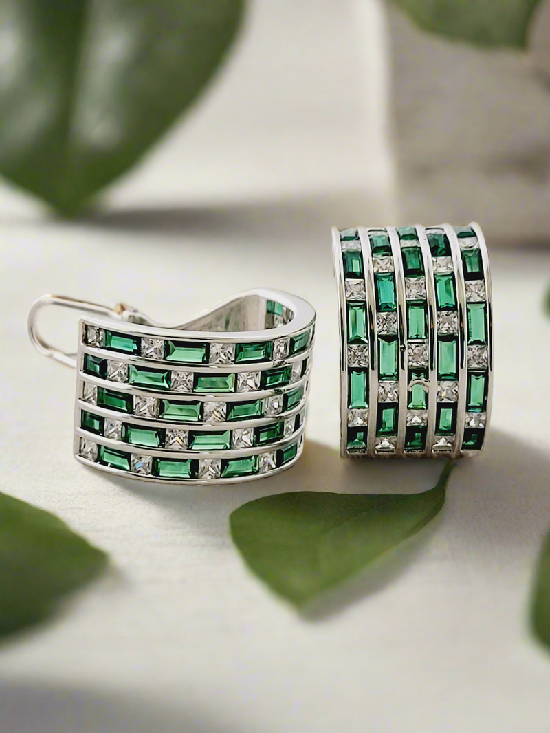 Chic and modern hoop earrings