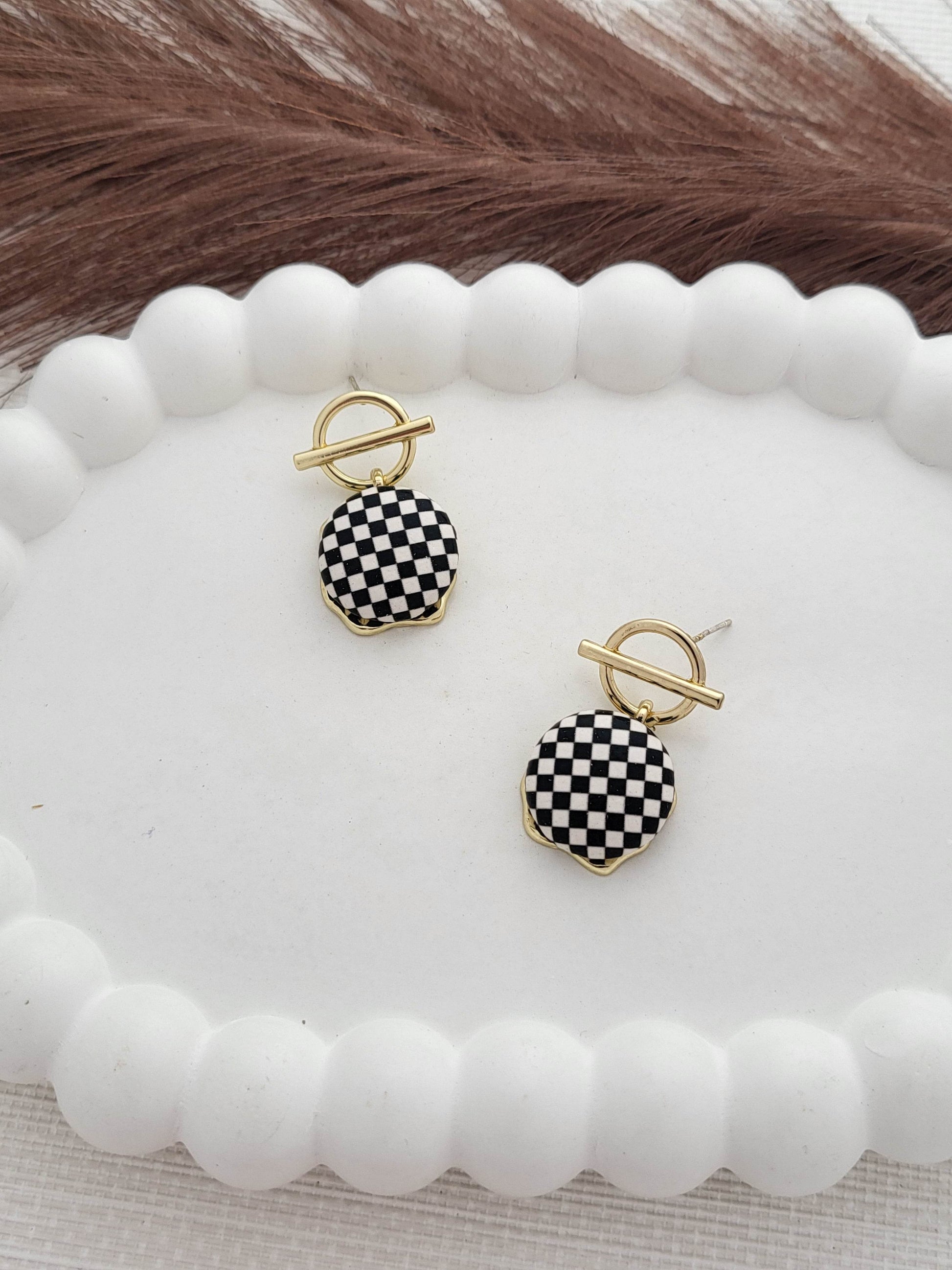 Black & white checkered earring - Mirae 