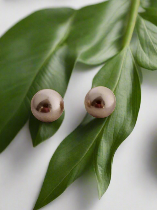 Classic shine pearl studs