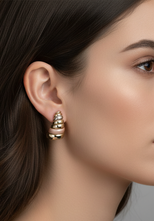 Trio-Tone Ribbed Shell Earrings