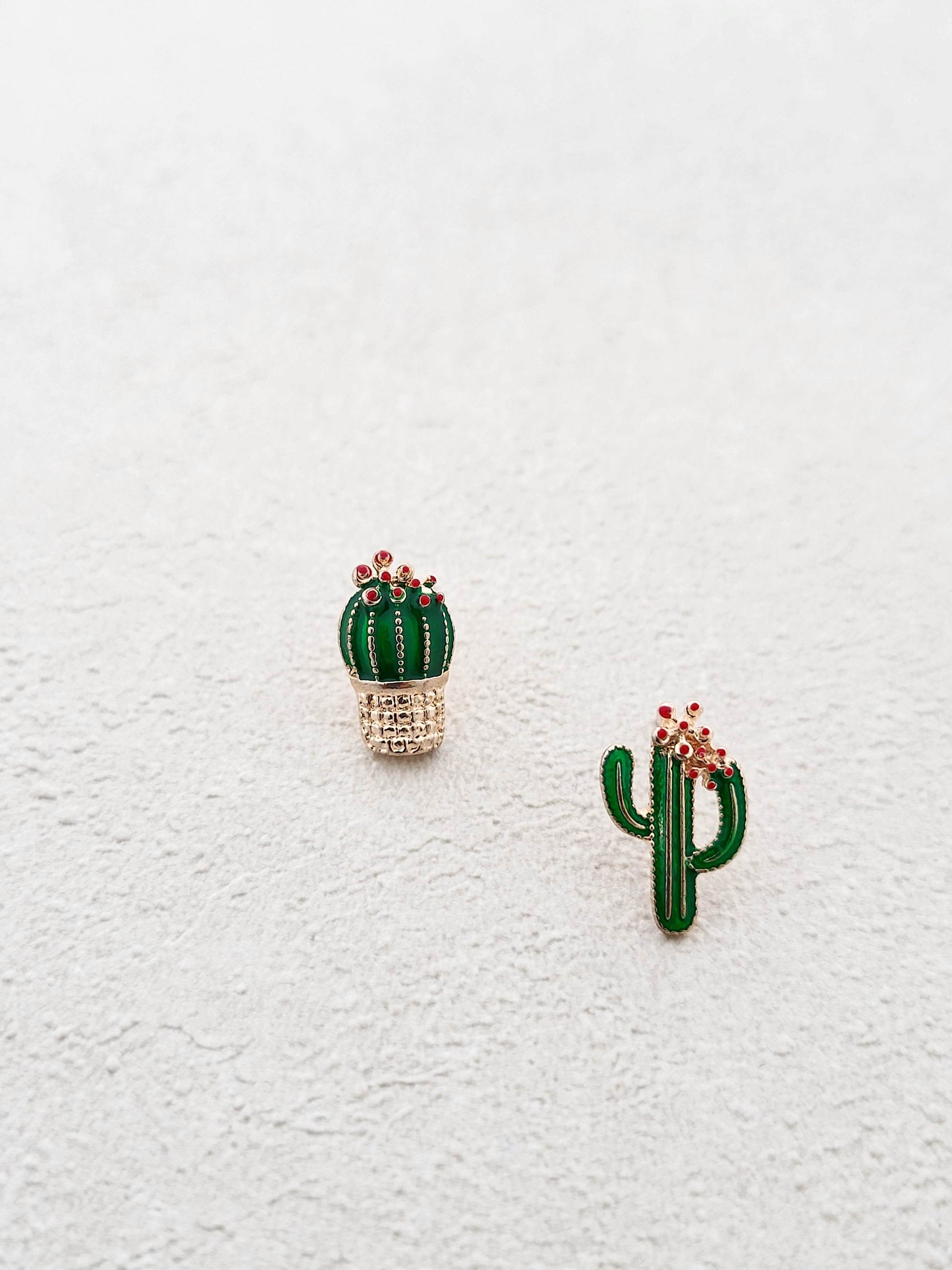 Cactus Bloom Mismatched Stud Earrings. - Mirae 